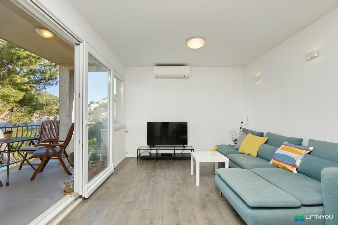 Mljet 4 You - Seafront Apartment Sobra Exterior photo