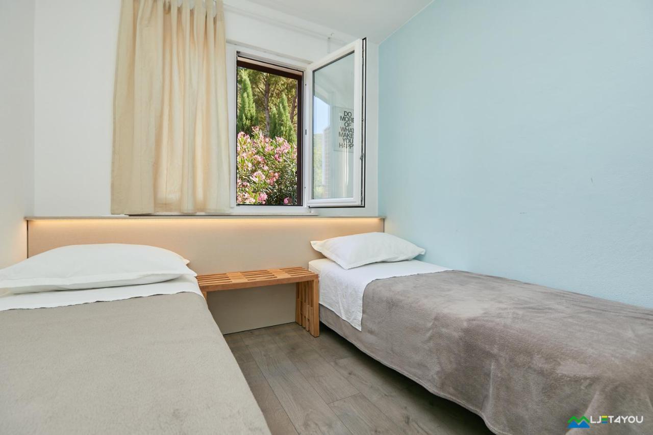Mljet 4 You - Seafront Apartment Sobra Exterior photo